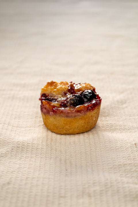 Croûte aux cerises et son crumble