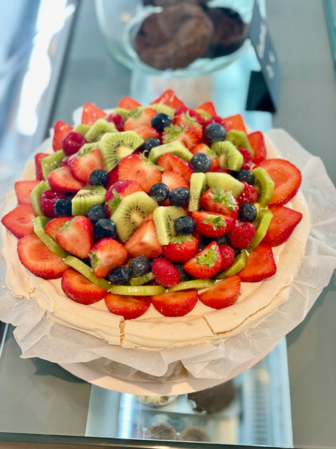 Pavlova aux fruits de saison
