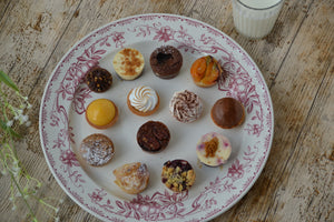 Coffret de mignardises (12 pièces)